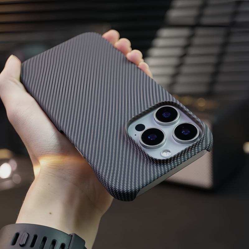 Minimalist Pixel Texture Case with Heat Dissipation